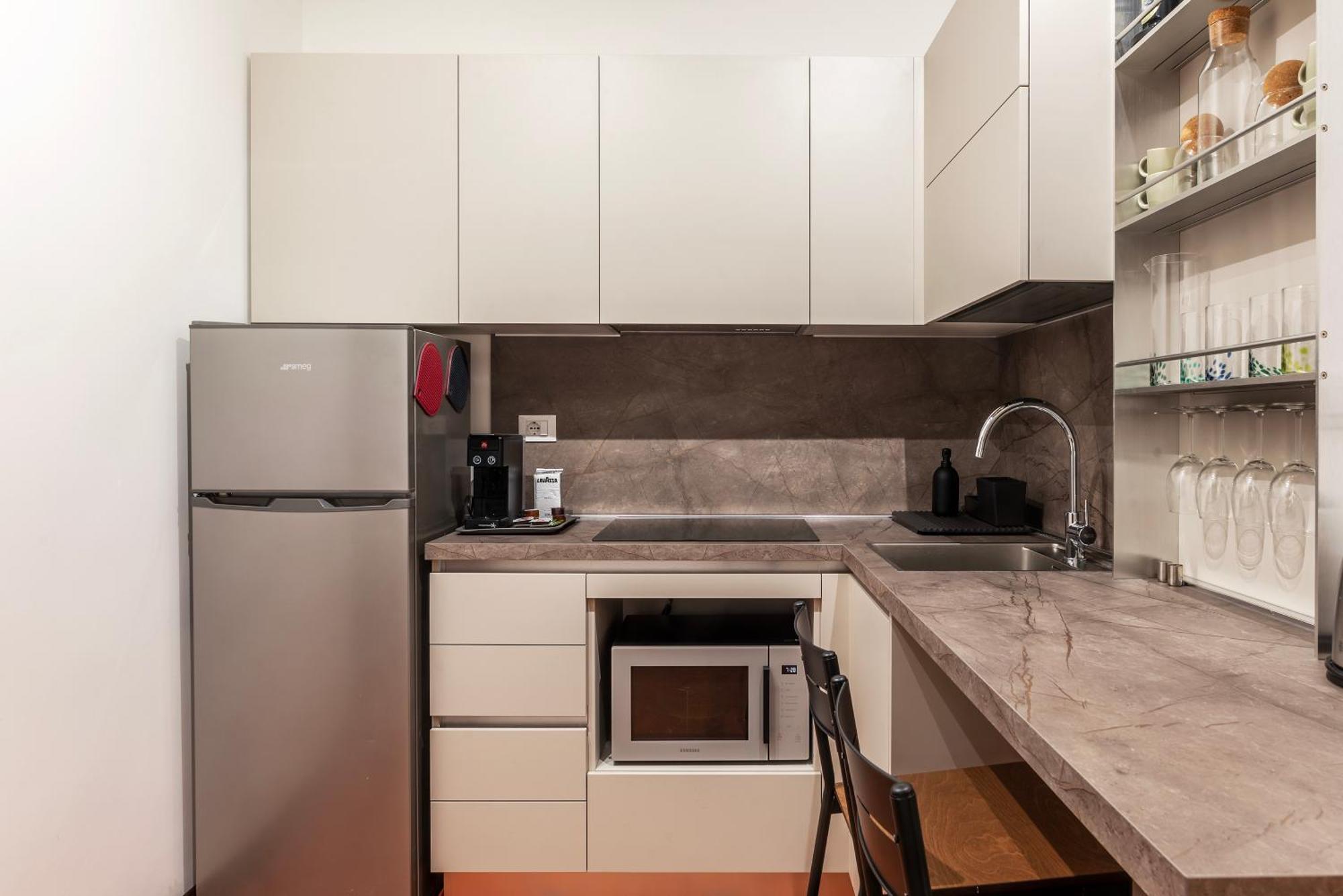 Brand New In The Heart Of Rome-for 5! Apartment Rom